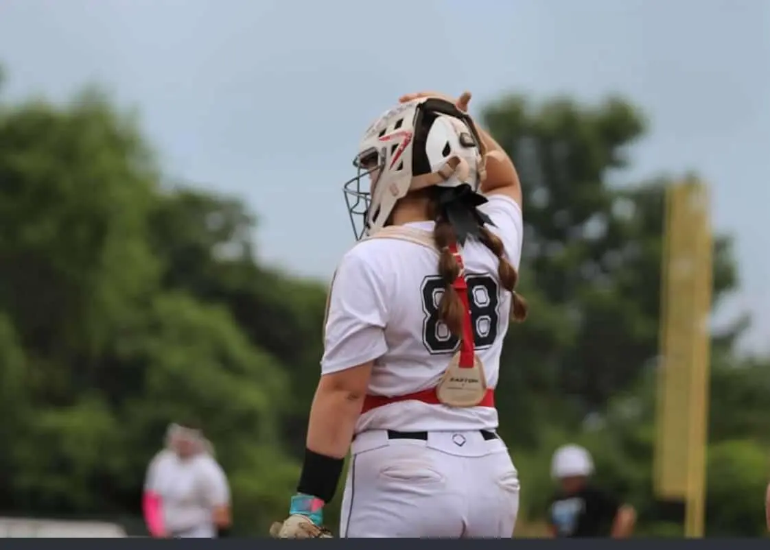 Dani catching